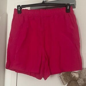 💕H&M High Waist Pink Shorts💕